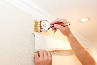 Pose de papier peint à Gramazie — revêtements muraux et toiles de verre